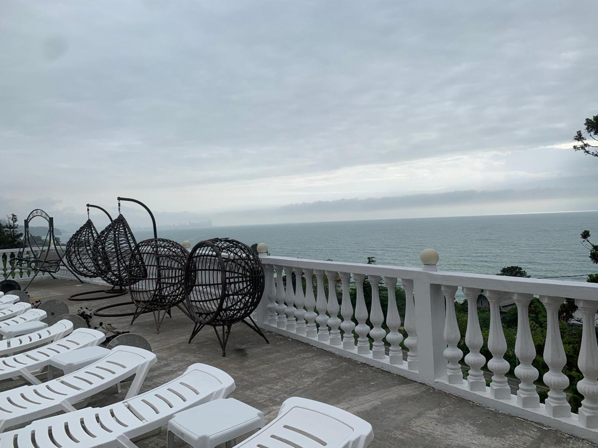 White House Chakvi Hotel Luaran gambar